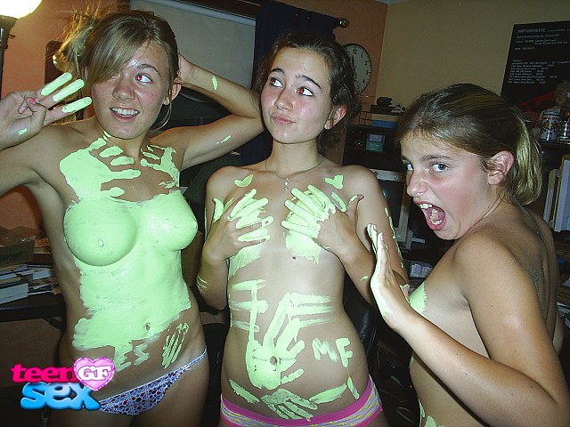amateur nude teen parties